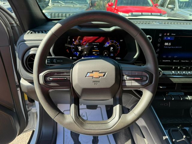 2025 Chevrolet Colorado 2WD Crew Cab WT - 22974845 - 4