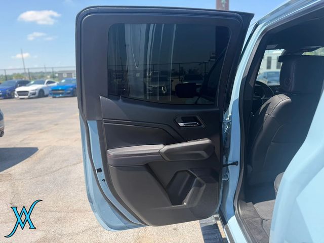 2025 Chevrolet Colorado Crew Cab Z71 Pickup 4D 5 ft - 23053409 - 14