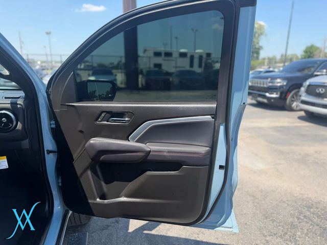 2025 Chevrolet Colorado Crew Cab Z71 Pickup 4D 5 ft - 23053409 - 20