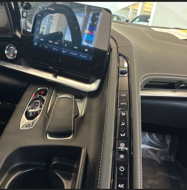 2025 Chevrolet Corvette 2dr E-Ray Coupe w/1LZ - 22983378 - 21