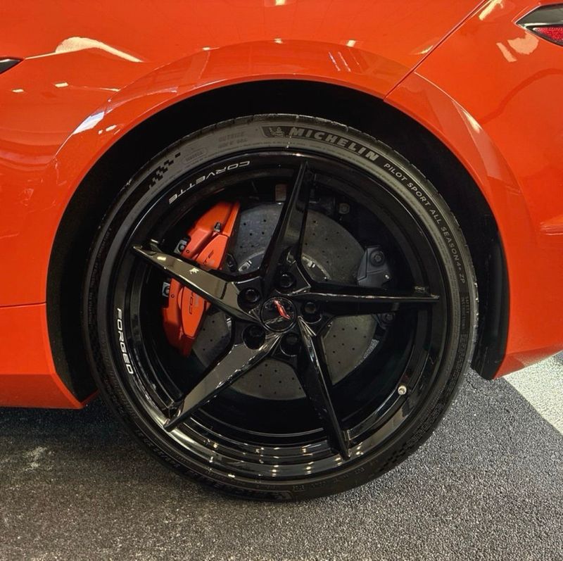 2025 Chevrolet Corvette 2dr E-Ray Coupe w/1LZ - 22983378 - 7