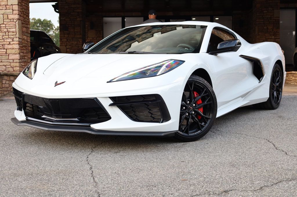 2025 Chevrolet Corvette Stingray Coupe 1LT photo 2