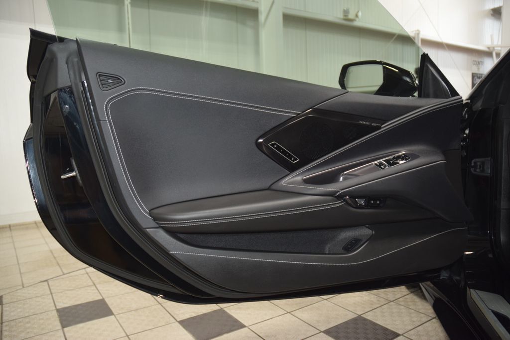 2025 Chevrolet Corvette 2dr Stingray Coupe w/2LT - 23014888 - 36