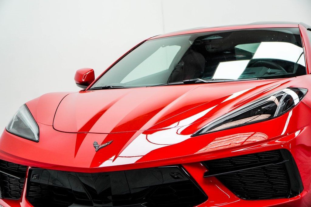 2025 Chevrolet Corvette Stingray Coupe 3LT photo 2