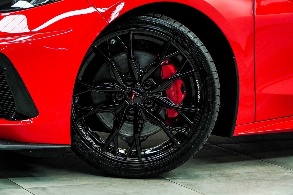 2025 Chevrolet Corvette Stingray Coupe 3LT photo 3