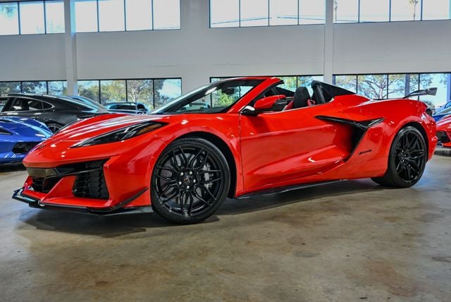 2025 Chevrolet Corvette 2dr Z06 Convertible w/3LZ - 22948647 - 0
