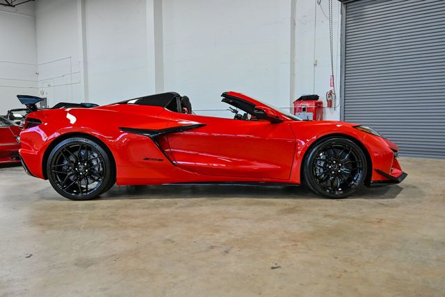 2025 Chevrolet Corvette 2dr Z06 Convertible w/3LZ - 22948647 - 24