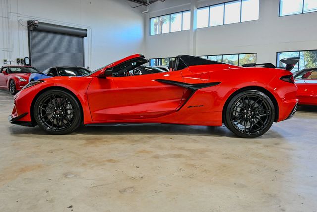 2025 Chevrolet Corvette 2dr Z06 Convertible w/3LZ - 22948647 - 7