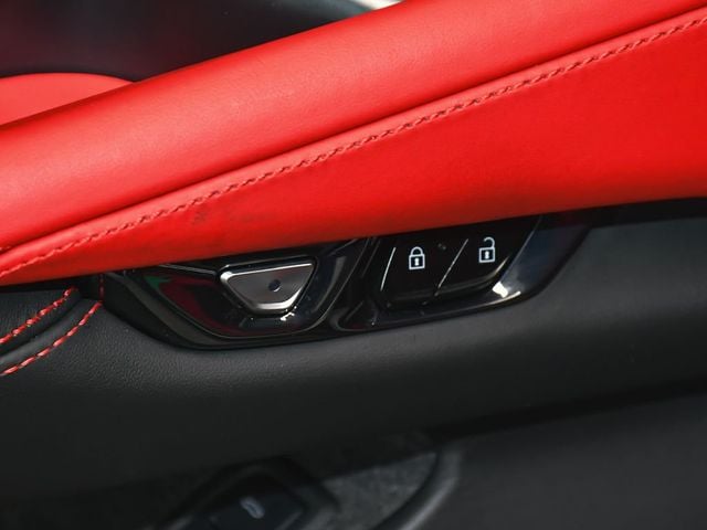 2025 Chevrolet Corvette Stingray - 23014552 - 12
