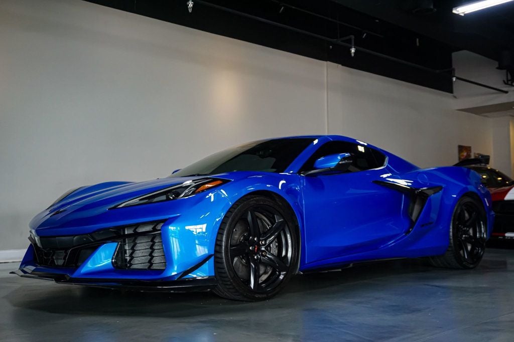 2025 Chevrolet Corvette *Z06 3LZ* *Z07-Performance Pkg* *Carbon Wheels* *Carbon Aero* - 23067681 - 2
