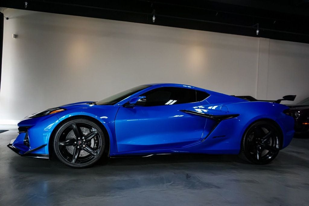 2025 Chevrolet Corvette *Z06 3LZ* *Z07-Performance Pkg* *Carbon Wheels* *Carbon Aero* - 23067681 - 52