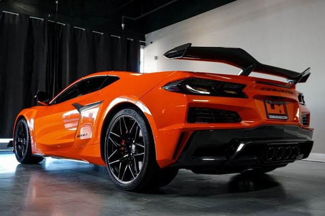 2025 Chevrolet Corvette *Z06 3LZ* *Z07 Ultimate Performance Pkg* *Comp-Seats* $162k+MSRP - 22984478 - 36