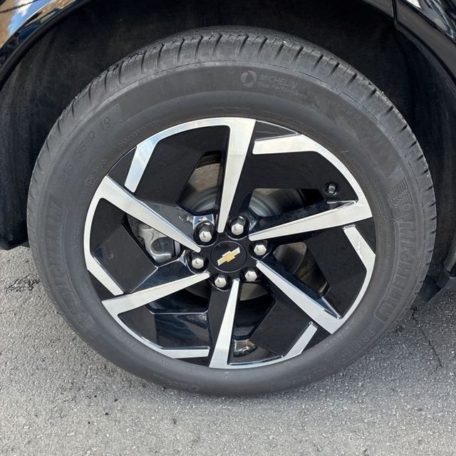 2025 Chevrolet Equinox EV 4dr LT - 22998108 - 12