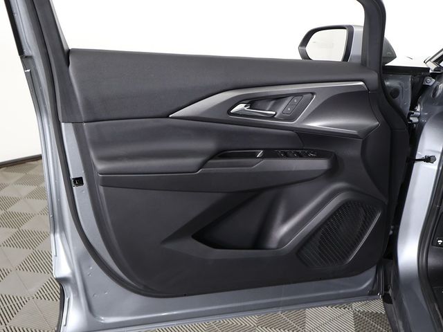 2025 Chevrolet Equinox EV 4dr LT - 22928412 - 19