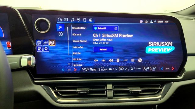 2025 Chevrolet Equinox EV 4dr RS - 22972411 - 17