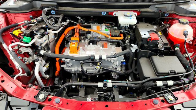 2025 Chevrolet Equinox EV 4dr RS - 23034882 - 26