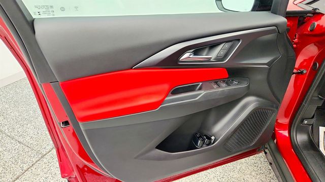 2025 Chevrolet Equinox EV 4dr RS (319-mile range) - 22979664 - 9