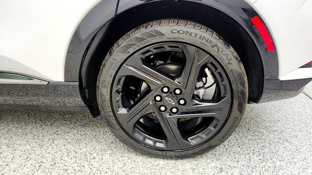 2025 Chevrolet Equinox EV 4dr RS with Convenience Package II and Panoramic Sunroof - 22972411 - 8