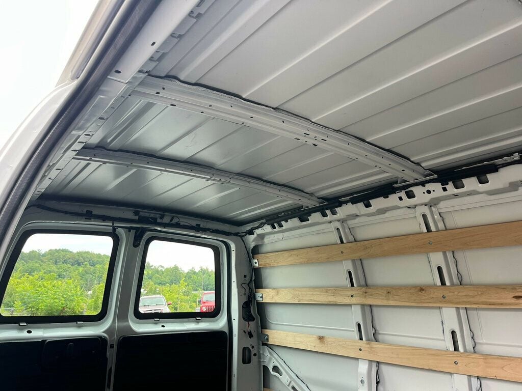 2025 Chevrolet Express Cargo Van Cargo Van Work Van - 23060153 - 21