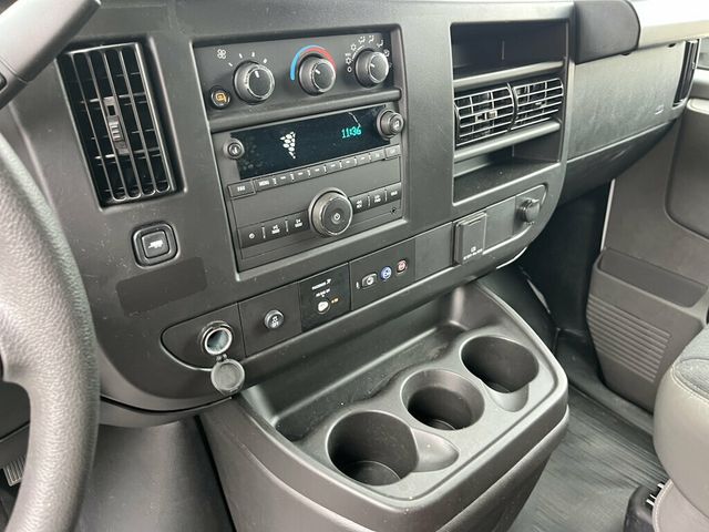2025 Chevrolet Express Cargo Van Cargo Van Work Van - 23060153 - 29