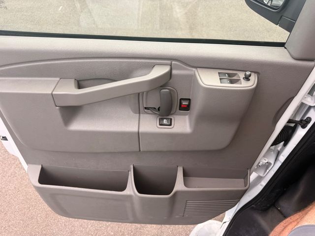 2025 Chevrolet Express Cargo Van EXPRESS ($950 IN PACKAGES!!!) - 23065176 - 6