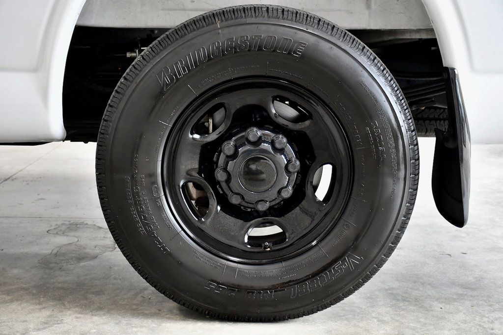 2025 Chevrolet Express Cargo Van RWD 2500 135" - 23054734 - 9