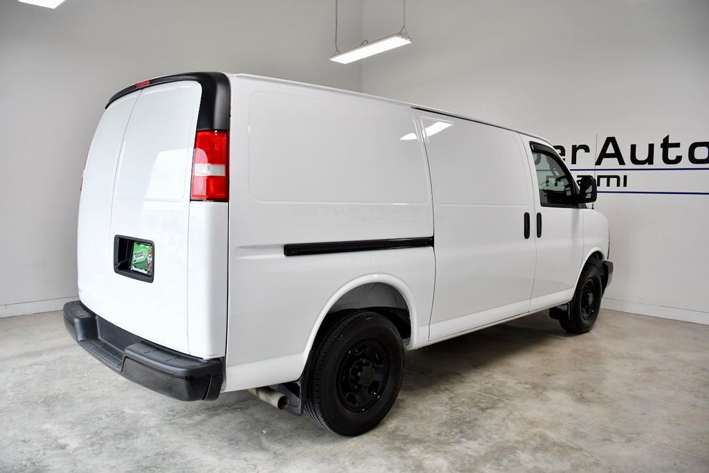 2025 Chevrolet Express Cargo Van RWD 2500 135" - 23054734 - 3