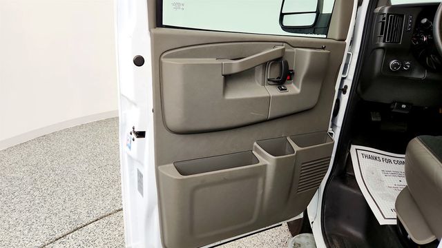 2025 Chevrolet Express Cargo Van RWD 2500 135'' w/ Bulkhead Partition & Cargo Upfit - 23037916 - 9