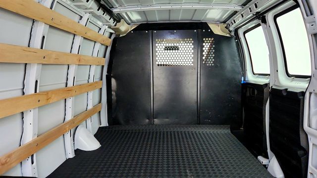 2025 Chevrolet Express Cargo Van RWD 2500 135'' w/ Bulkhead Partition & Cargo Upfit - 23037916 - 21