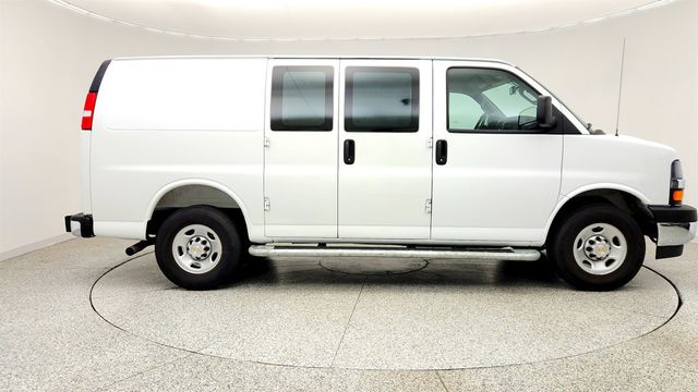 2025 Chevrolet Express Cargo Van RWD 2500 135'' w/ Bulkhead Partition & Cargo Upfit - 23037916 - 3