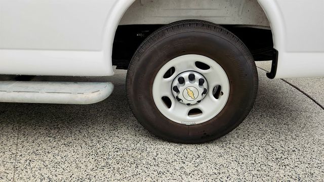 2025 Chevrolet Express Cargo Van RWD 2500 135'' w/ Bulkhead Partition & Cargo Upfit - 23037916 - 8