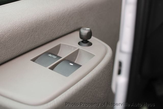 2025 Chevrolet Express Cargo Van RWD 2500 155" - 22981617 - 16