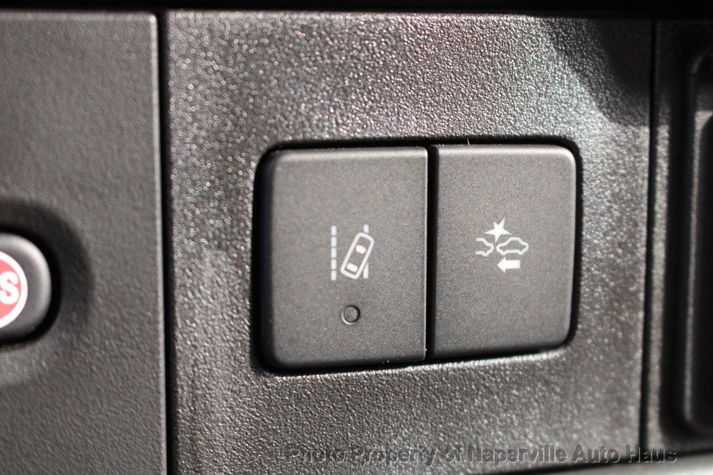 2025 CHEVROLET EXPRESS - Image 22