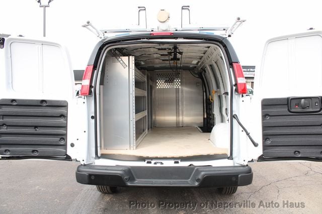 2025 Chevrolet Express Cargo Van RWD 2500 155" - 22981617 - 31