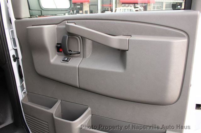2025 Chevrolet Express Cargo Van RWD 2500 155" - 22981617 - 35