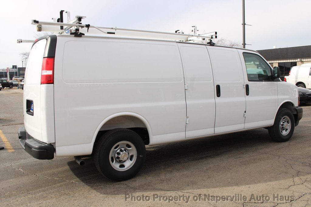 2025 CHEVROLET EXPRESS - Image 4