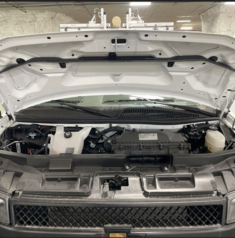 2025 Chevrolet Express Cargo Van RWD 2500 155" - 22956235 - 9