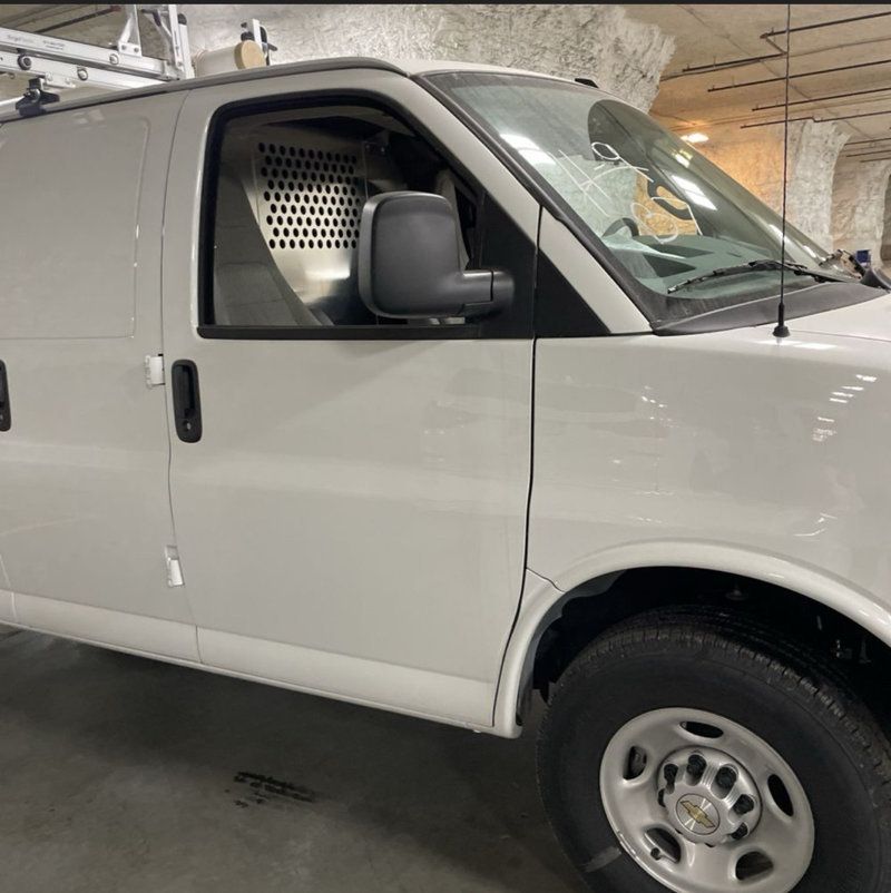 2025 Chevrolet Express Cargo Van RWD 2500 155" - 22956235 - 1