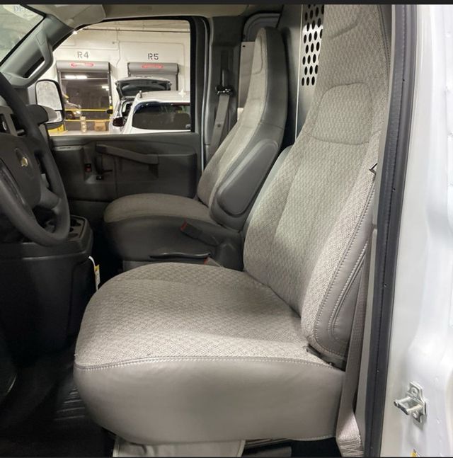 2025 Chevrolet Express Cargo Van RWD 2500 155" - 22956258 - 25