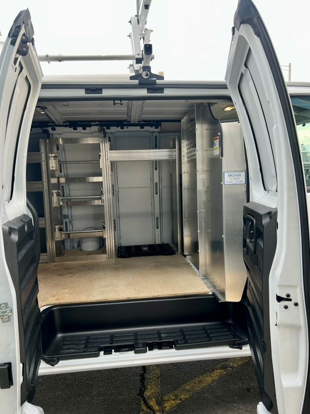 2025 Chevrolet Express Cargo Van RWD 2500 155" - 22958000 - 9