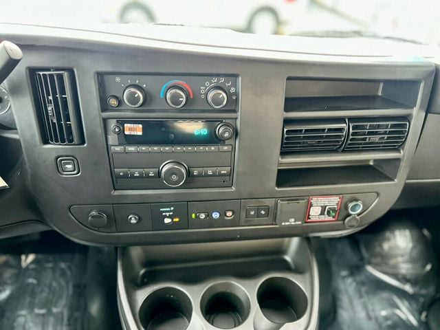 2025 Chevrolet Express Cargo Van RWD 2500 155" - 22958000 - 16