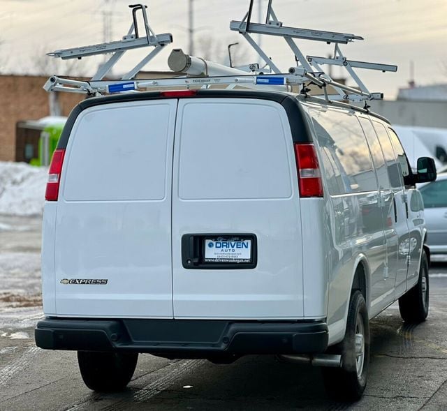 2025 Chevrolet Express Cargo Van RWD 2500 155" - 22958000 - 4