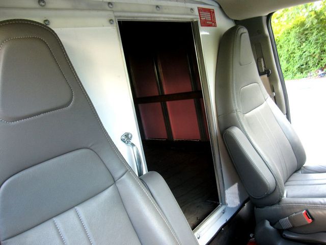 2025 Chevrolet Express Commercial Cutaway 3500 Van 177" - 23064033 - 26