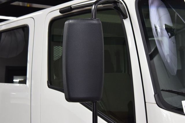 2025 Chevrolet Low Cab Forward 5500 XD 5500XD CREW * 5.2 DIESEL * CONCRETE BODY * 1 OWNER - 22995476 - 9