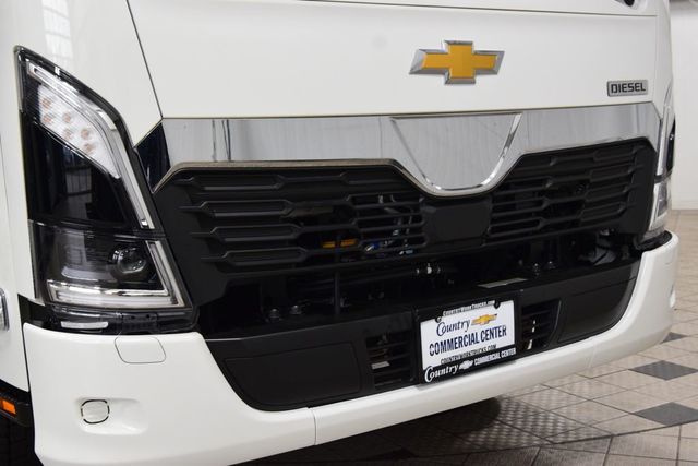 2025 Chevrolet Low Cab Forward 5500 XD 5500XD CREW * 5.2 DIESEL * CONCRETE BODY * 1 OWNER - 22995476 - 6