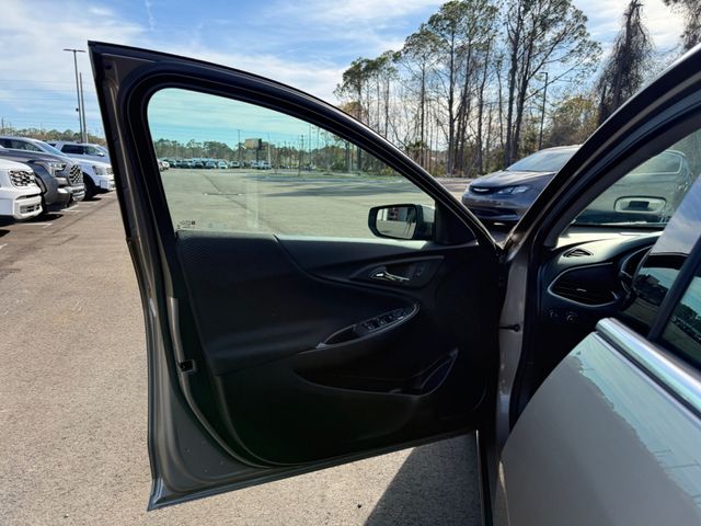 2025 Chevrolet Malibu 1LT - 22988047 - 3
