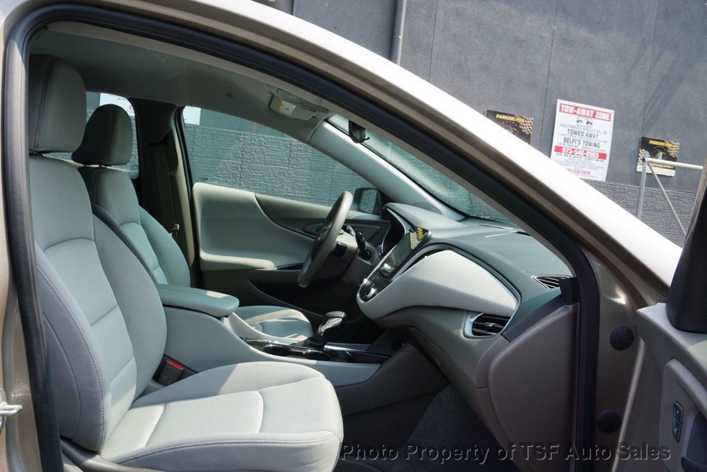 2025 Chevrolet Malibu 1LT photo 10