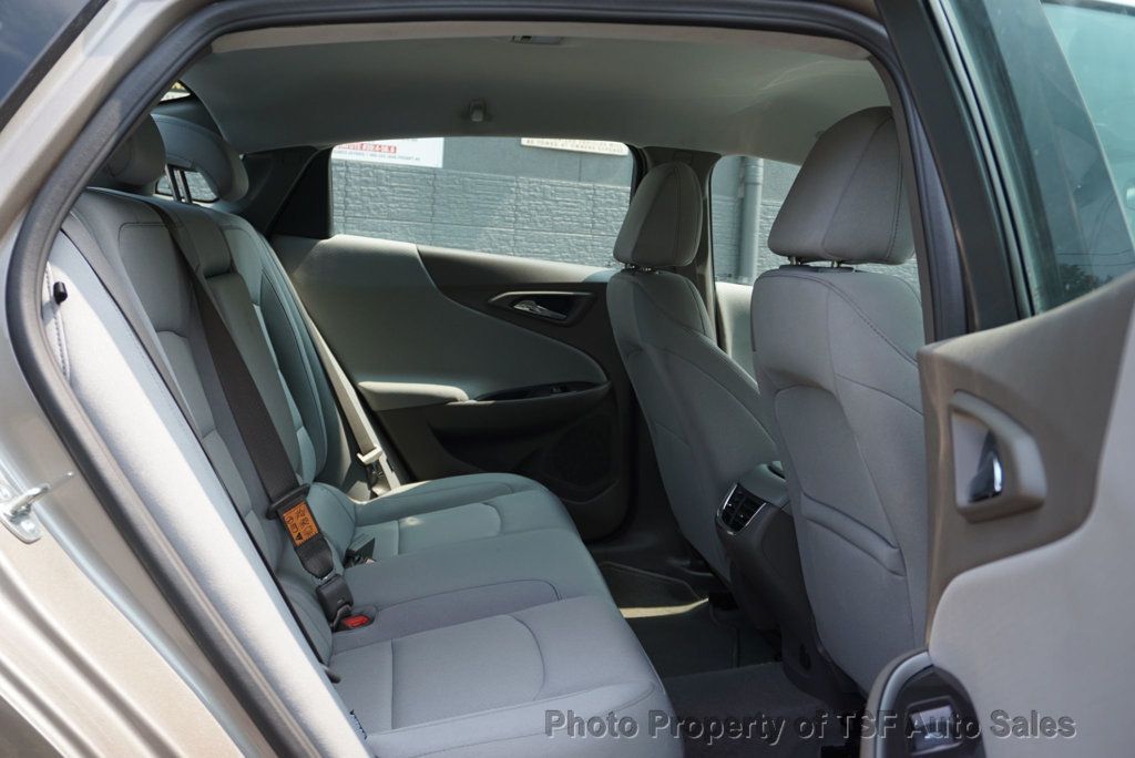 2025 Chevrolet Malibu 1LT photo 13