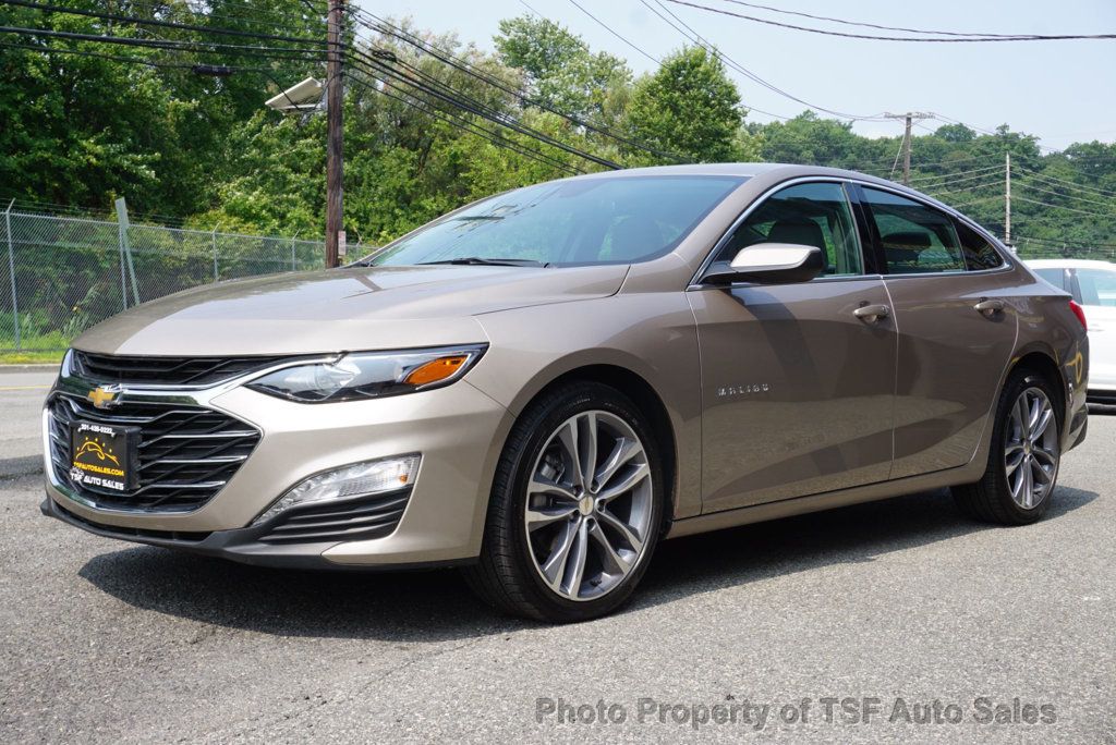 2025 Chevrolet Malibu 1LT photo 3