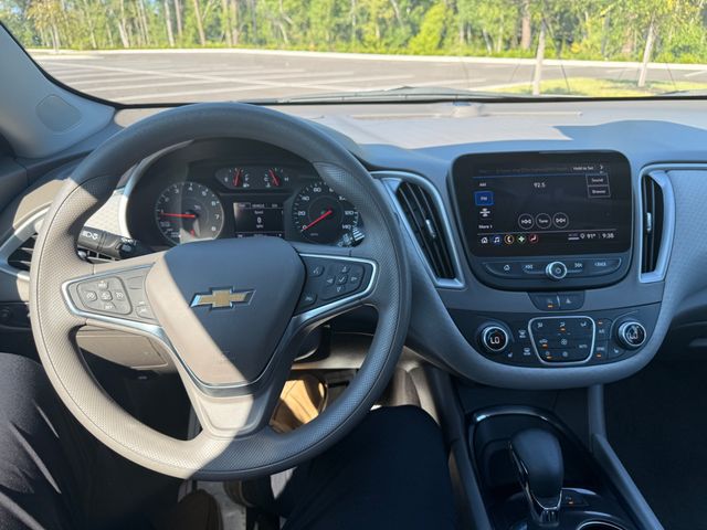 2025 Chevrolet Malibu LT - 23037158 - 4